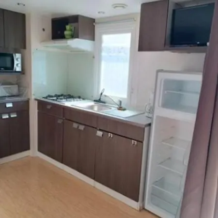 Kemping Mobil-home 4pers Avec Terrasse Et Wi-fi Pyrenees Font-romeu