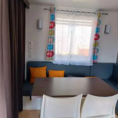 Kemping Mobil-home 4pers Avec Terrasse Et Wi-fi Pyrenees Font-romeu